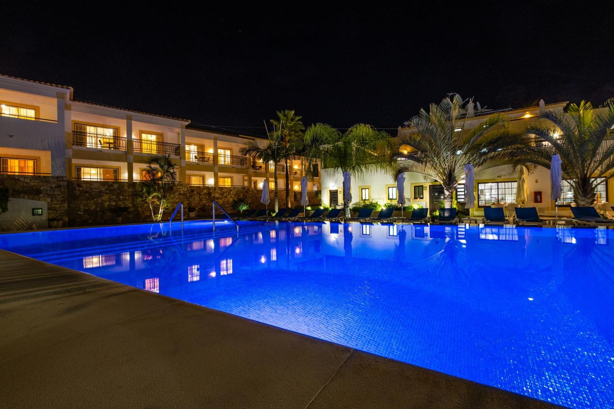 Apartamentos Turisticos Novochoro Albufeira Exterior foto